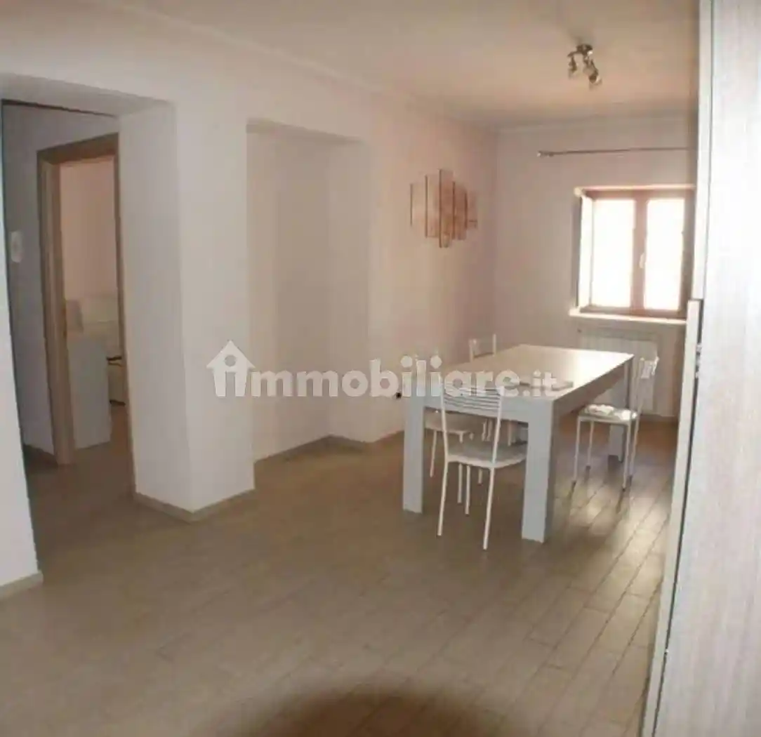 Bilocale buono stato, primo piano, Centro, Carsoli - foto 3