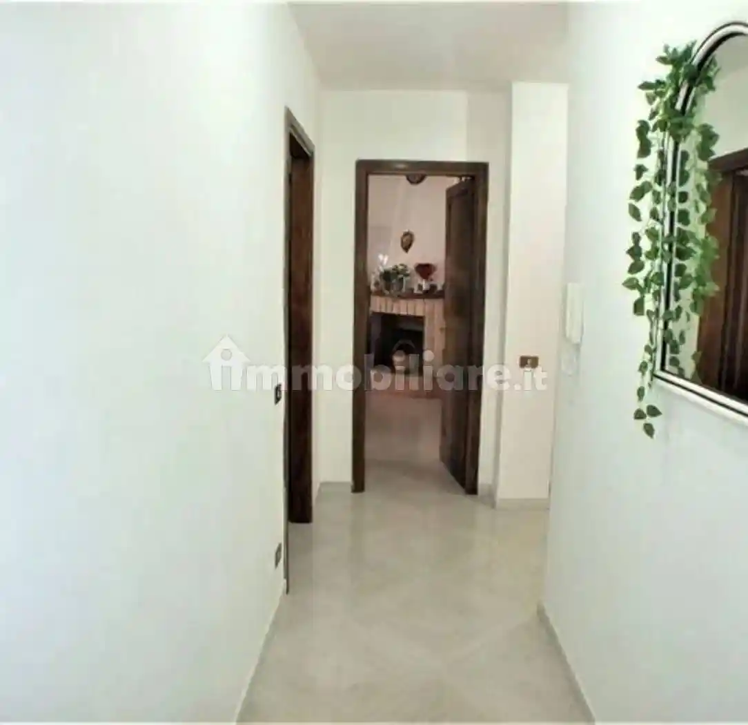 Trilocale buono stato, terzo piano, Centro, Carsoli - foto 4