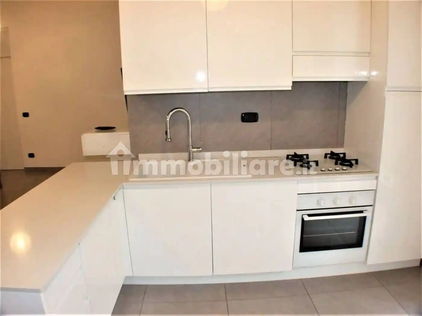 Trilocale via Roma No Number, Centro, Carsoli - foto 2