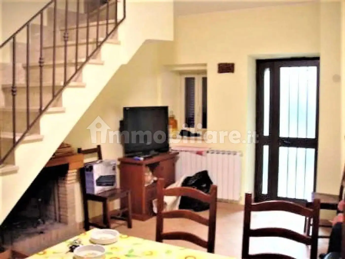 Casa indipendente in vendita a Pereto