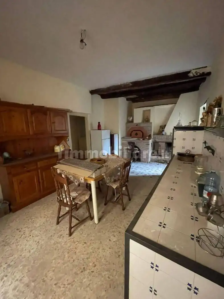 Villa unifamiliare via Bonelli, 77, Centro, Bagnoli Irpino - foto 2