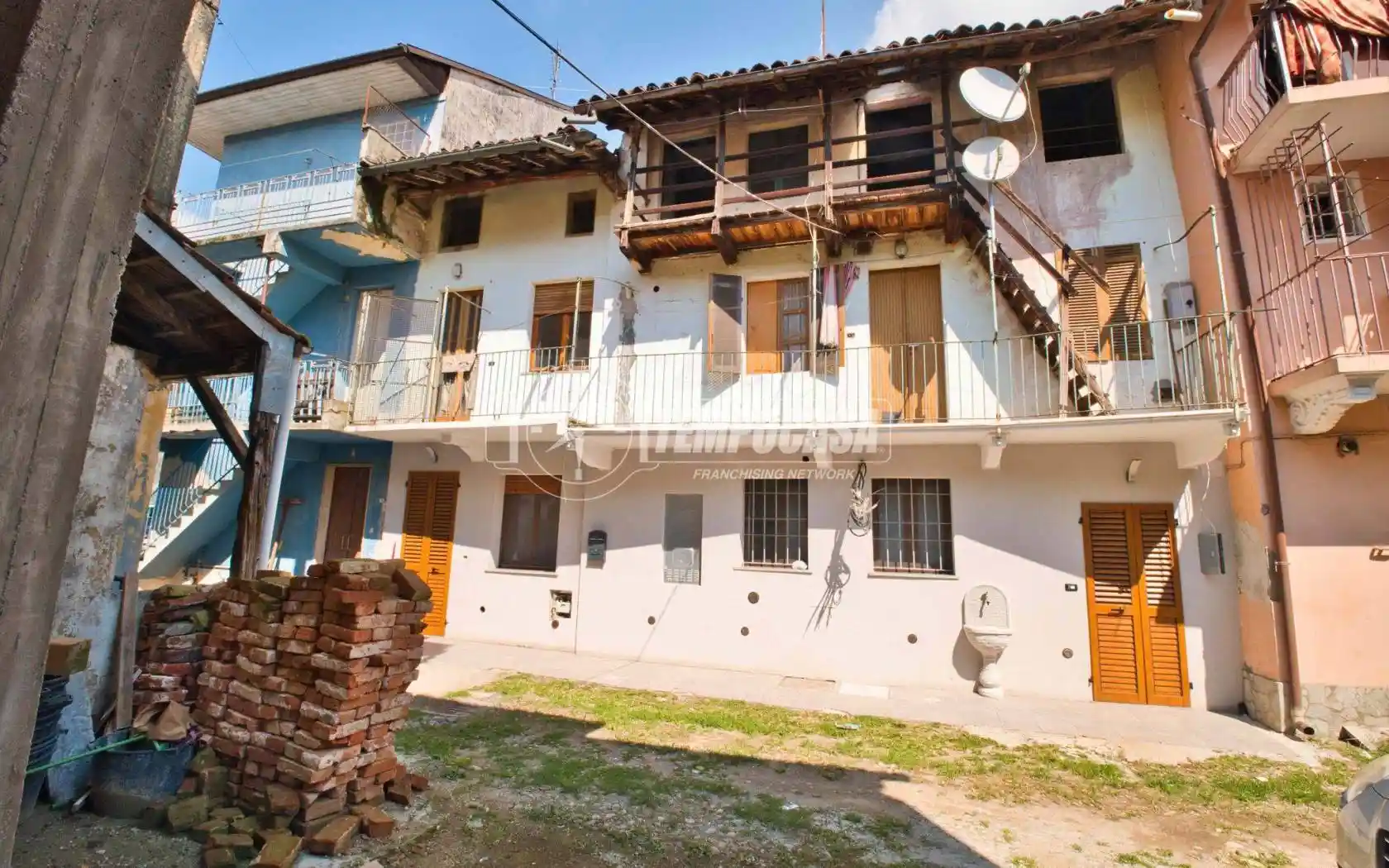 Casa indipendente in vendita a Trecate