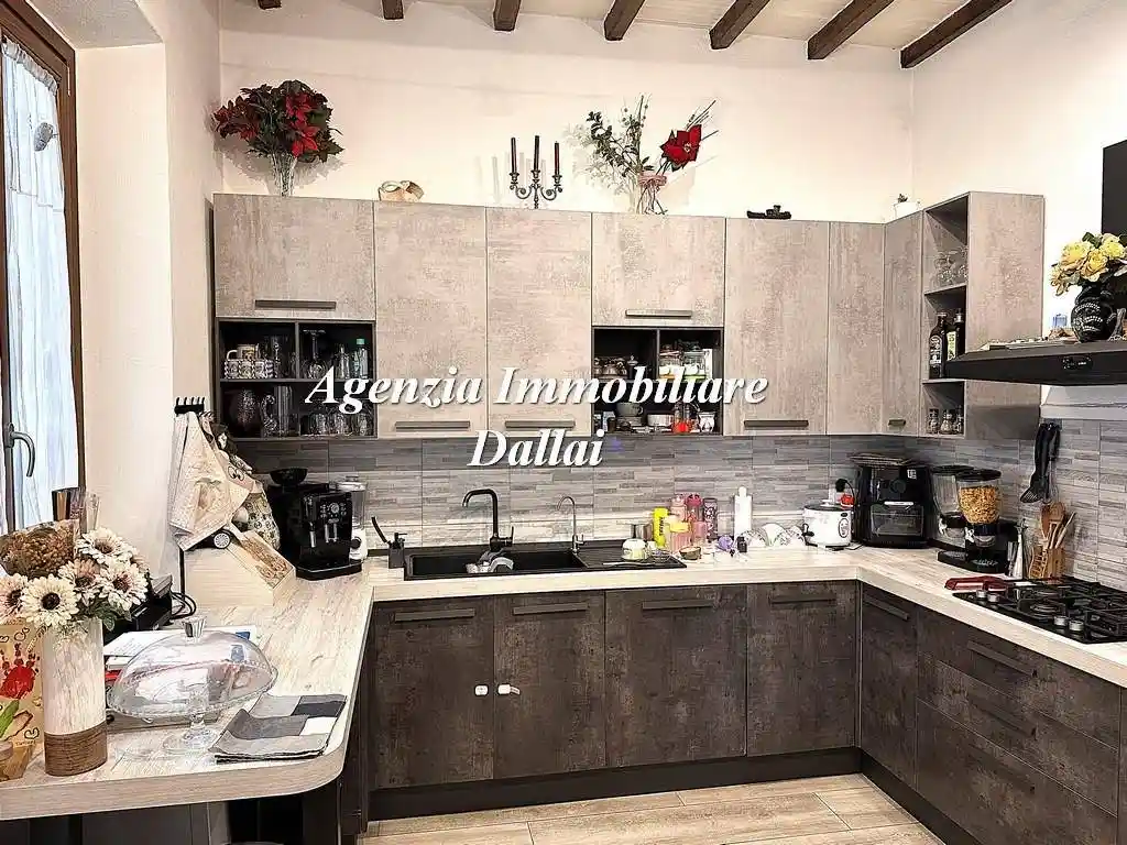 Casa indipendente in vendita a Borgo San Lorenzo