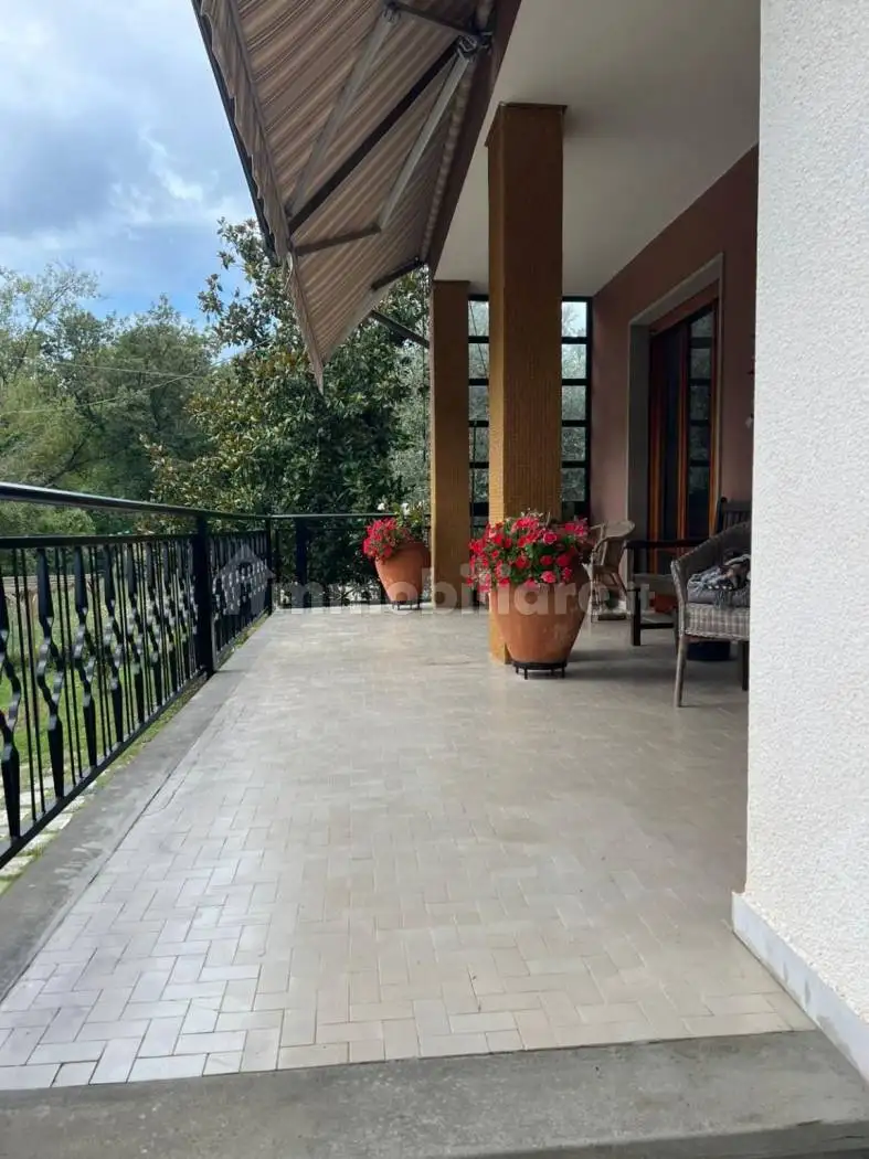 Villa in vendita a Bagnone