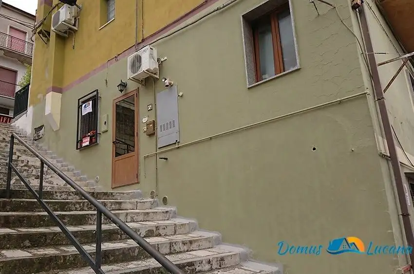 Appartamento in vendita a Pomarico