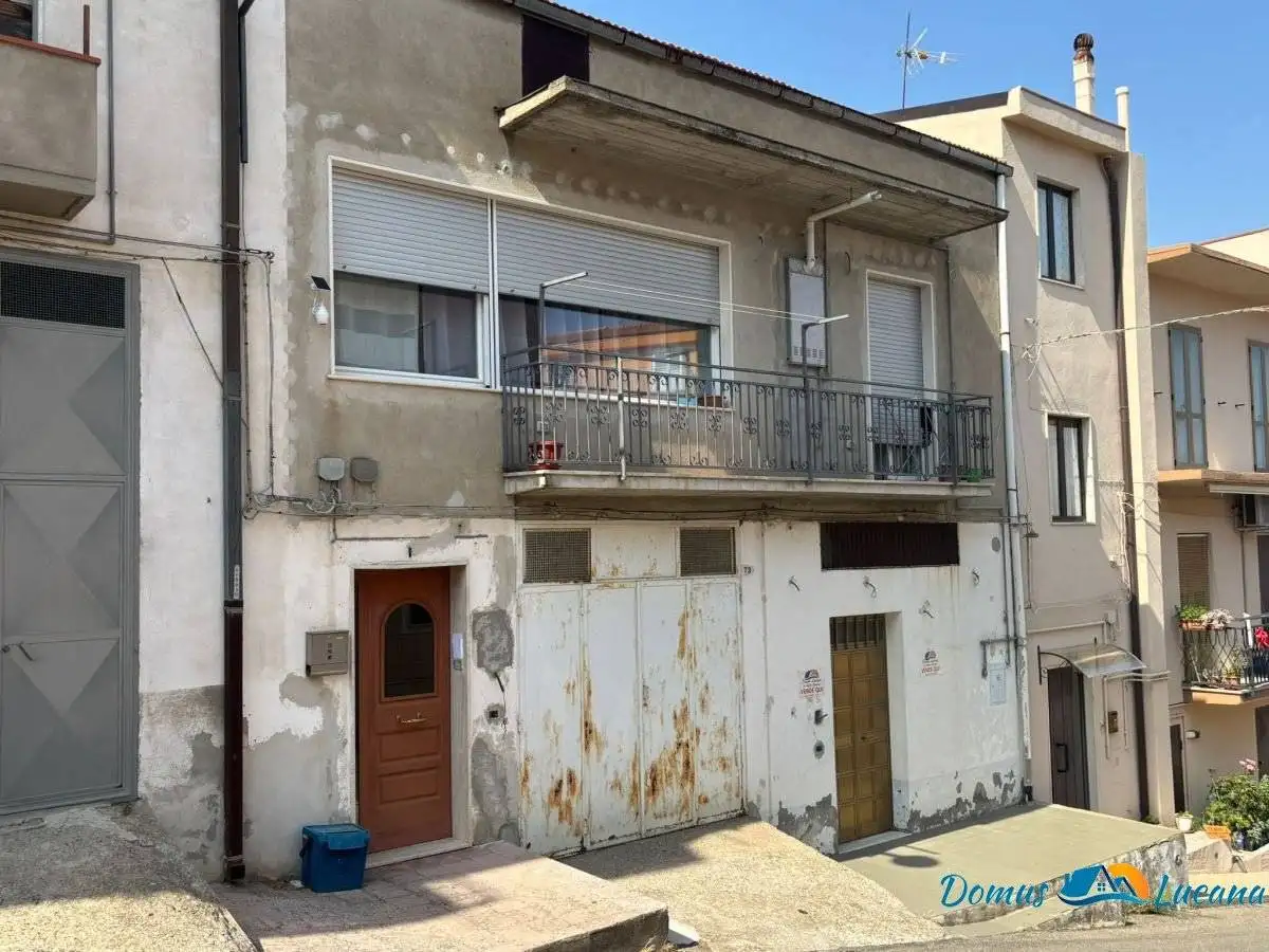 Villa in vendita a Pomarico