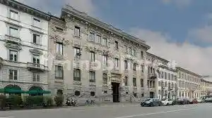 Palazzo - Edificio in affitto a Milano