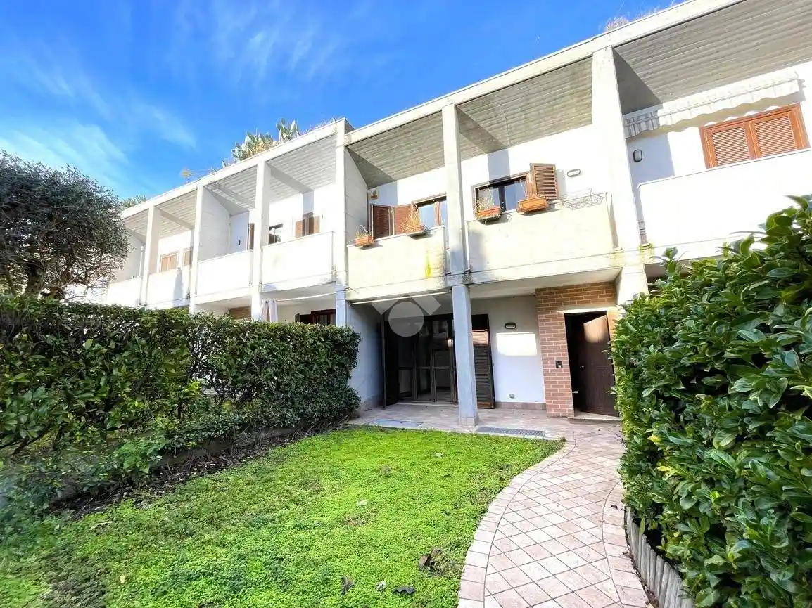 Villetta a schiera in vendita a Desenzano del Garda