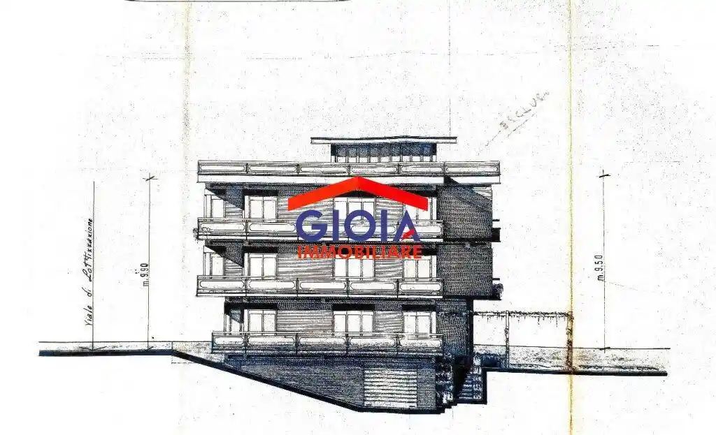 Palazzo - Edificio in vendita a Formia