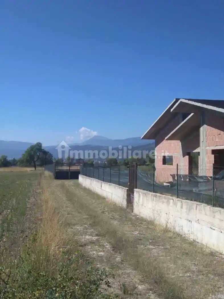 Villa unifamiliare via Ada Negri No Number, Antrosano, Avezzano - foto 2