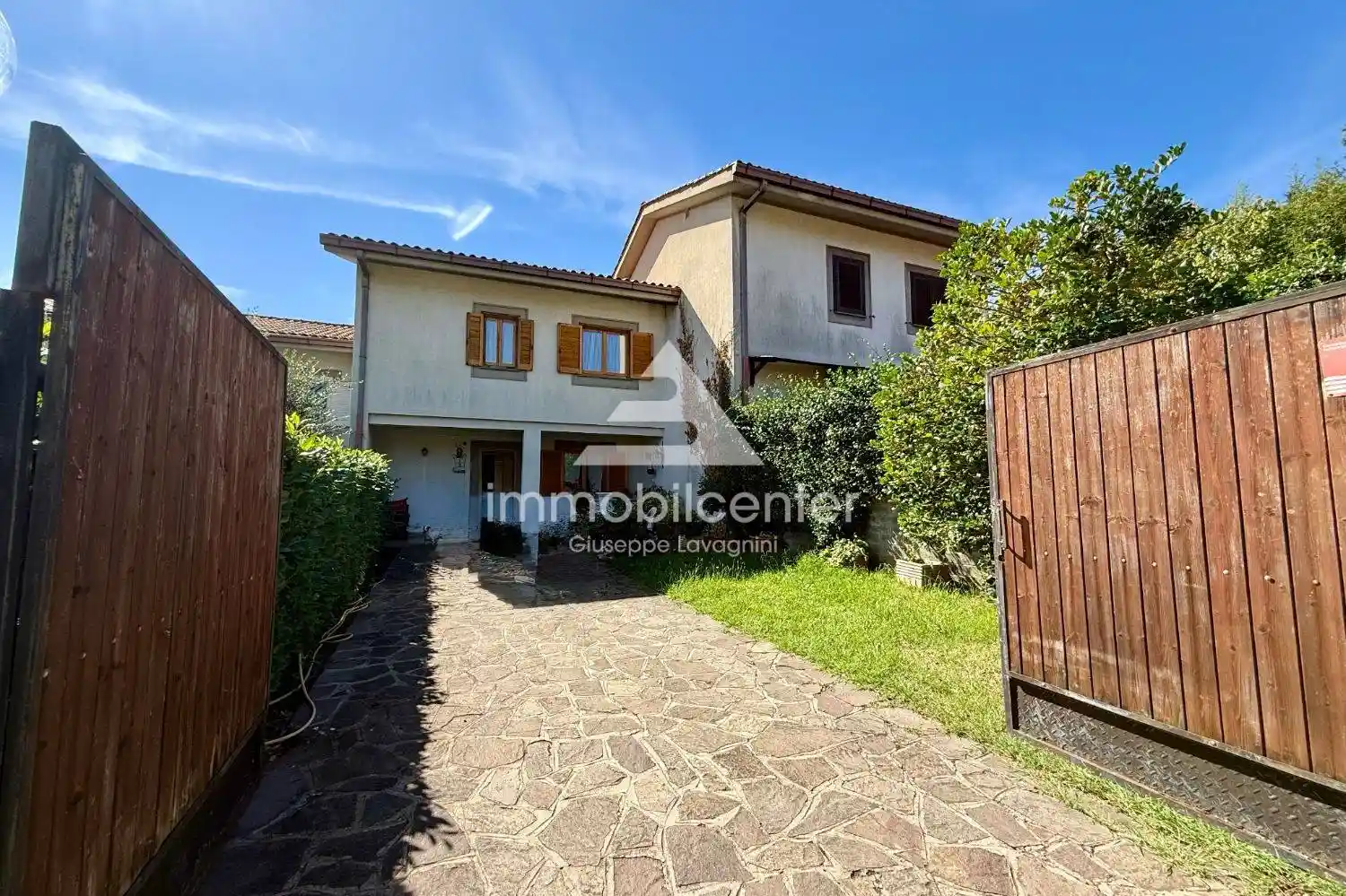Villa in vendita a Genzano di Roma
