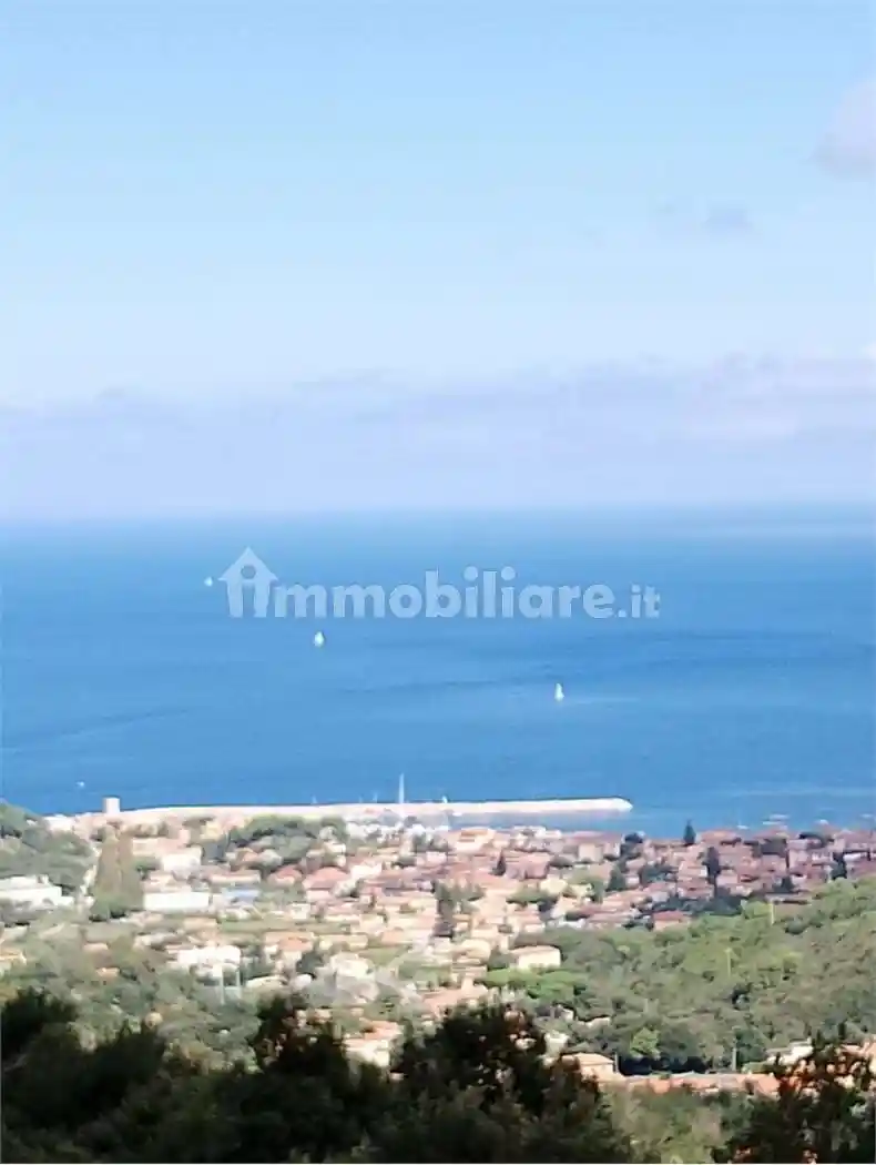 Villa in vendita a Marciana