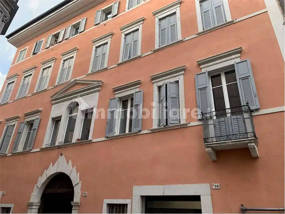 Appartamento in vendita a Rovereto