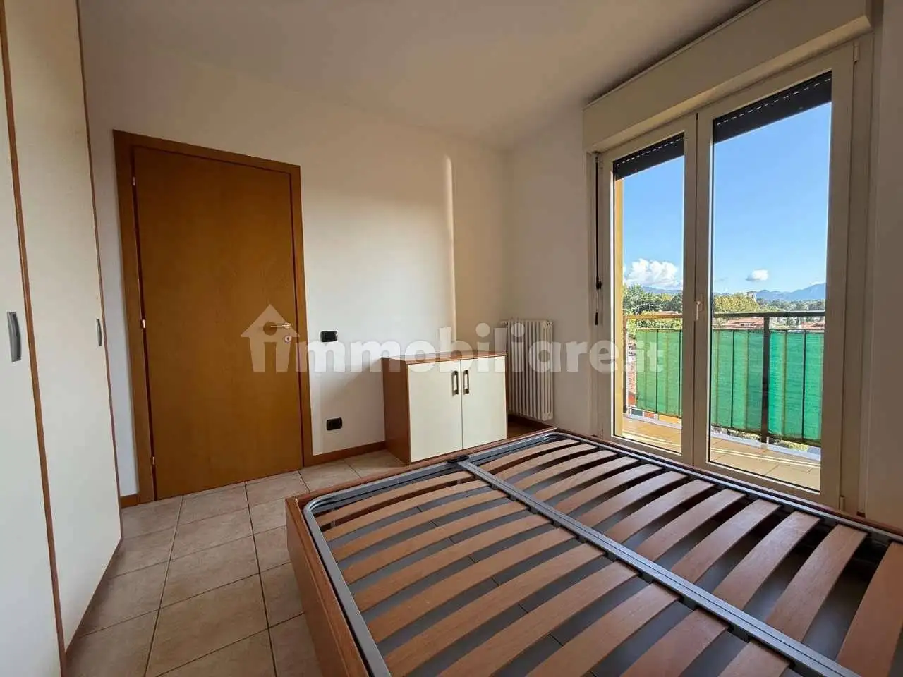 Bilocale via Verona 6, Semicentro, Cantù - foto 2