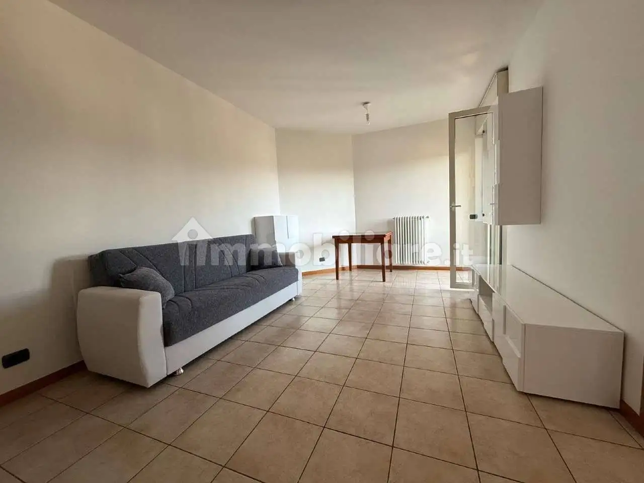 Bilocale via Verona 6, Semicentro, Cantù - foto 4