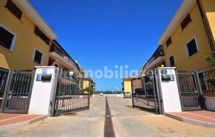 Appartamento in vendita a Castelluccio dei Sauri