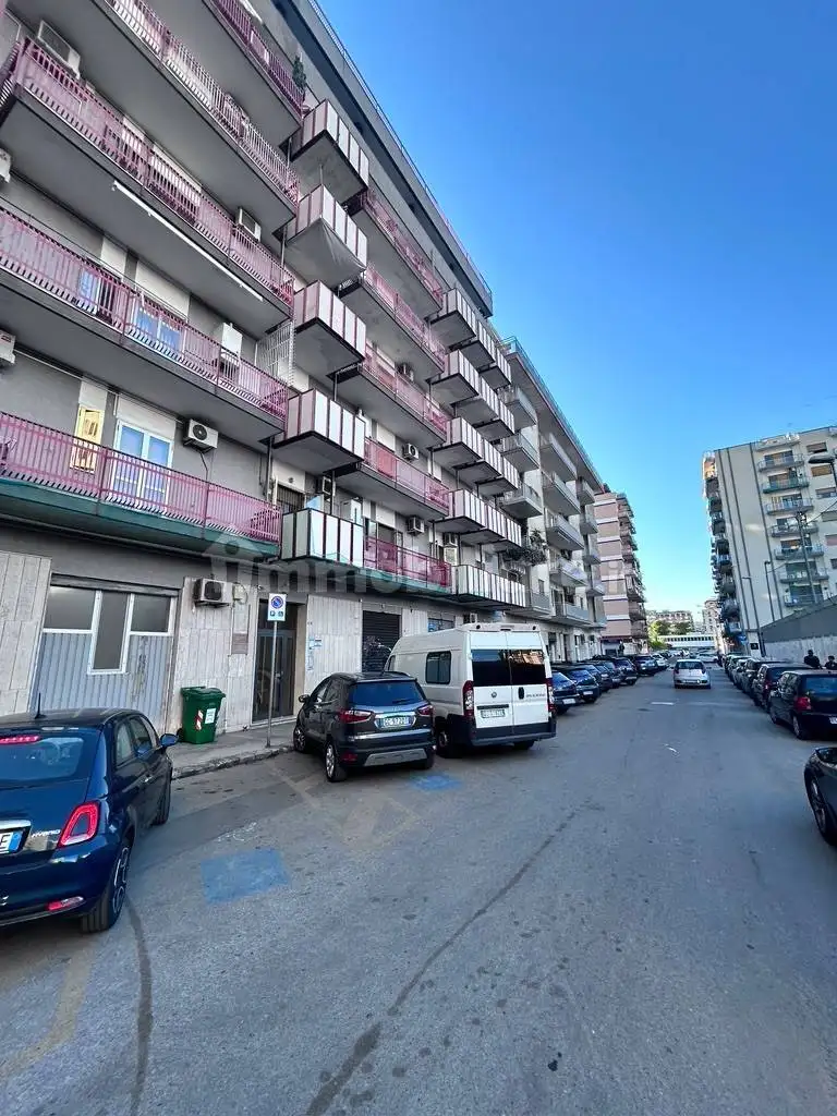 Appartamento in affitto a Taranto