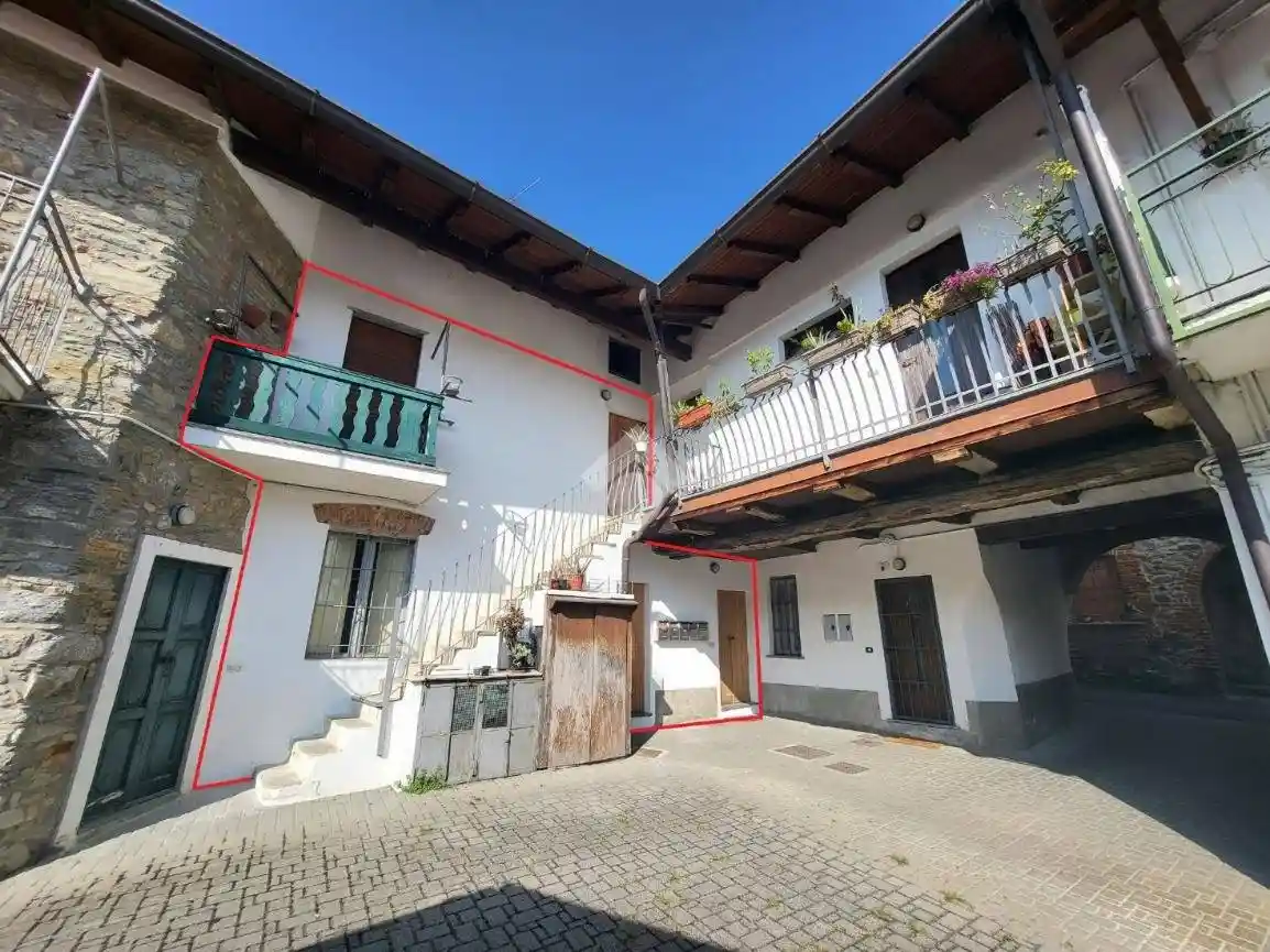 Appartamento in vendita a Besana in Brianza