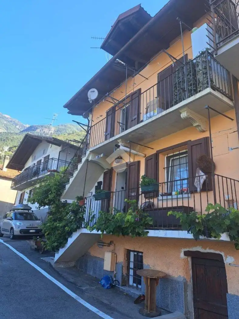 Terratetto plurifamiliare frazione felinaz 34, Plan Felinaz Felinaz, Charvensod - foto 4