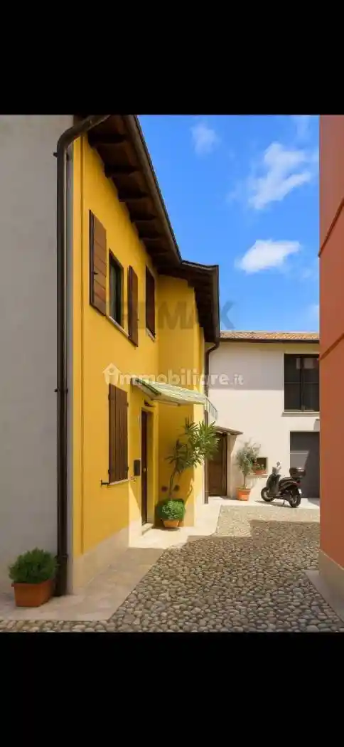 Casa indipendente in vendita a Merate