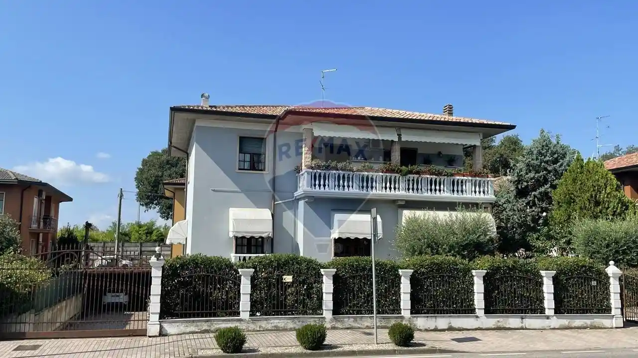 Villa unifamiliare via circonvallazione 13, Centro, Ponti sul Mincio - foto 2