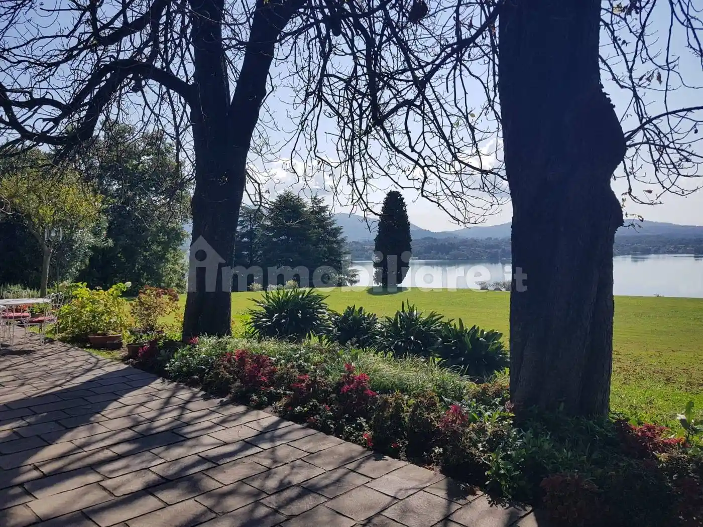 Villa unifamiliare, buono stato, 575 m², Corneno Galliano Carella Mariaga, Eupilio - foto 2