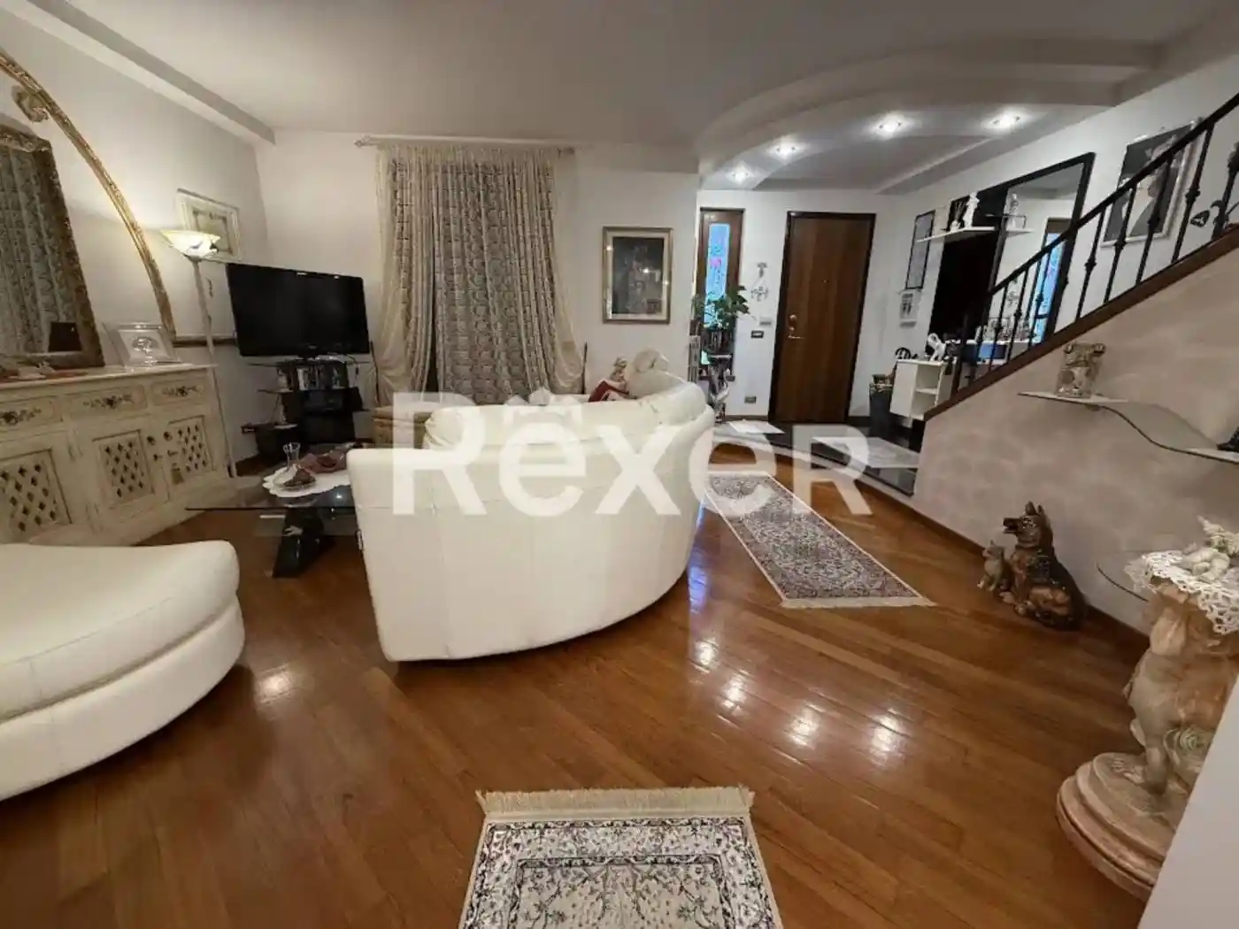 Villa unifamiliare via Ofelia Giugni, 36, Villa Fiorita, Prato - foto 4