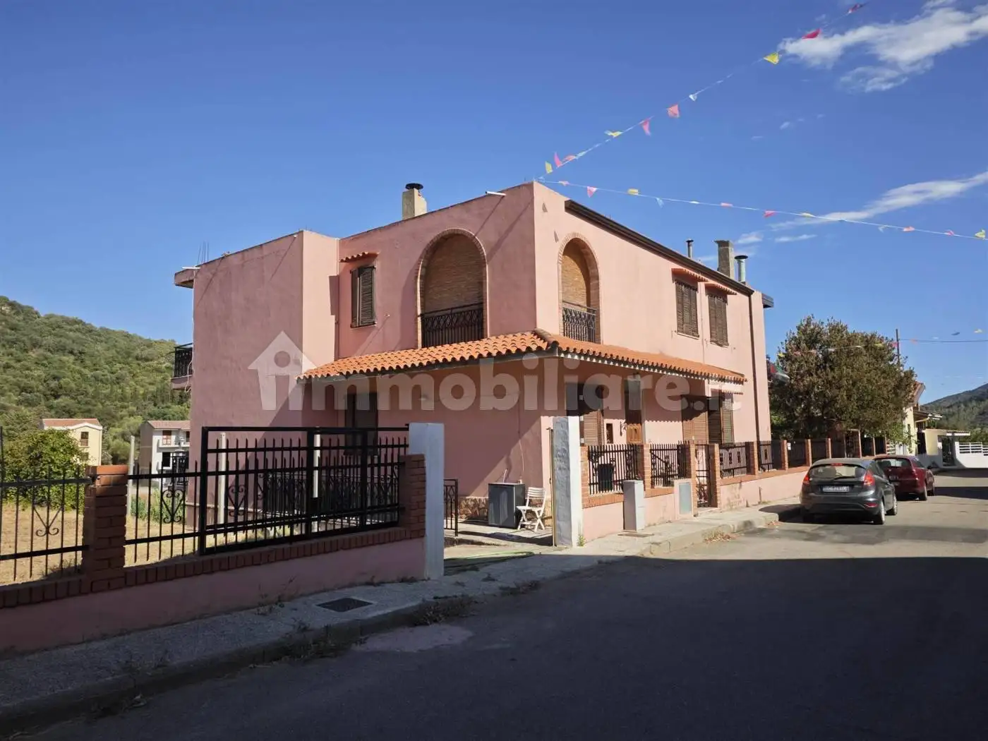 Palazzo - Edificio in vendita a Cardedu