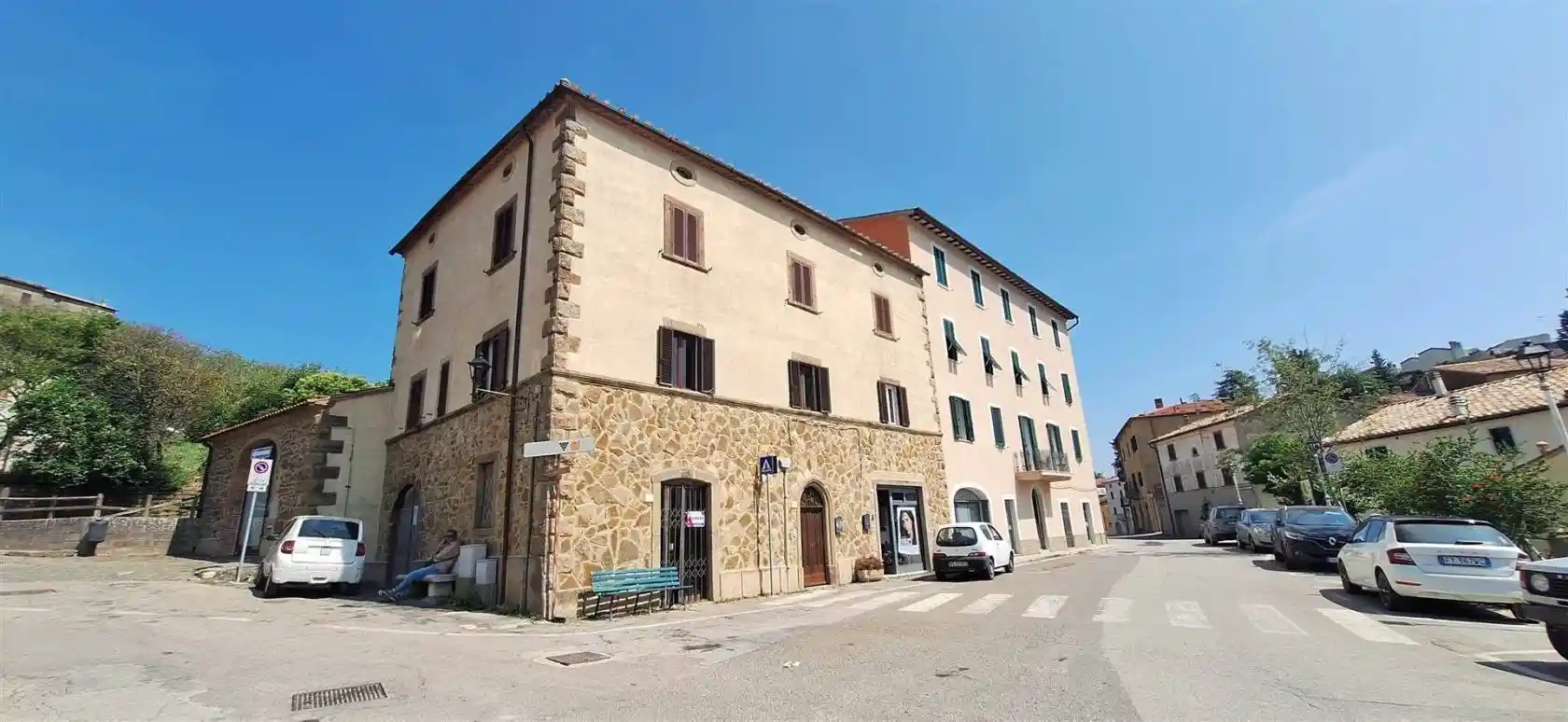 Palazzo - Edificio in vendita a Cinigiano