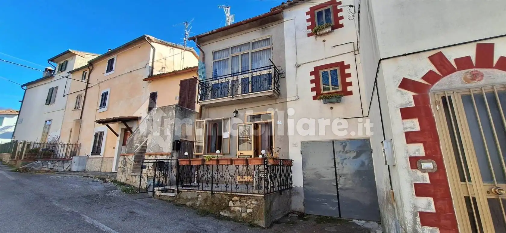 Terratetto unifamiliare 75 m², buono stato, Selvena, Castell'Azzara - foto 2