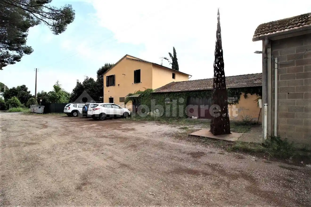 Rustico - Casale in vendita a Grosseto