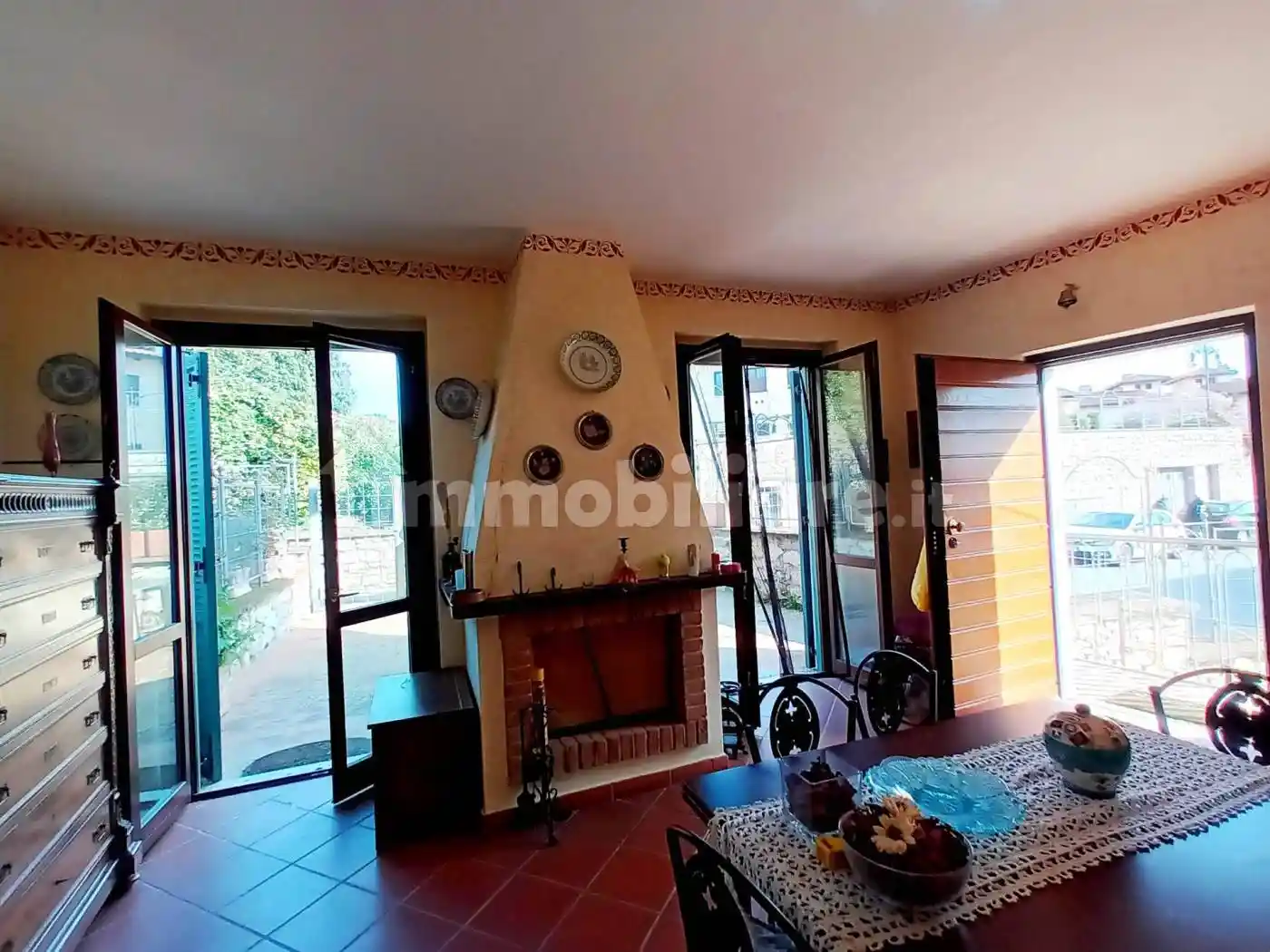 Appartamento in vendita a Cetona