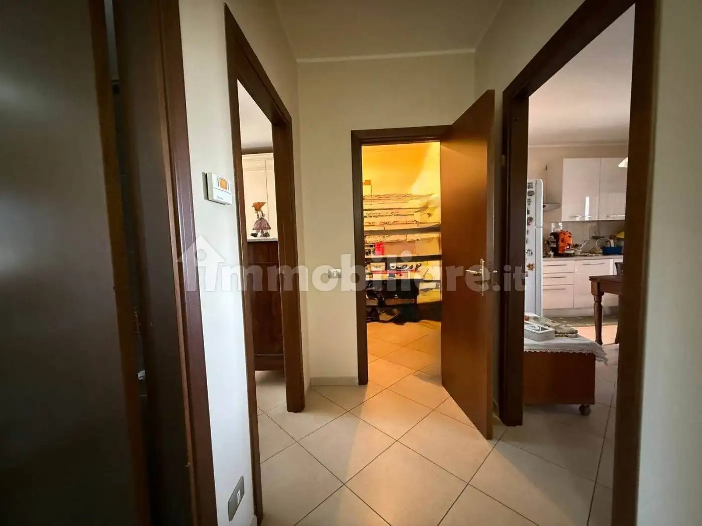 Quadrilocale buono stato, piano rialzato, Centro, Camporotondo Etneo - foto 5