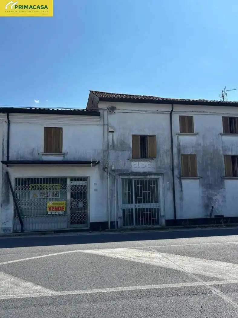 Casa indipendente in vendita a Albaredo d'Adige