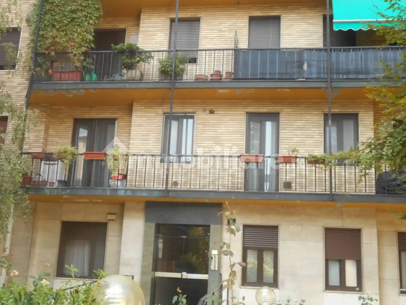 Trilocale via Antonio Panizzi 6, Lorenteggio, Milano - foto 3