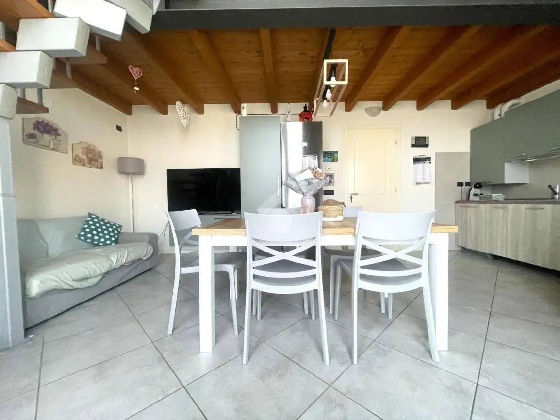 Appartamento in vendita a Pozzaglio ed Uniti