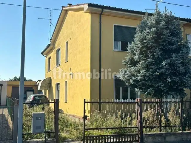 Villa bifamiliare via Pilastro, Pilastro, Bonavigo - foto 2