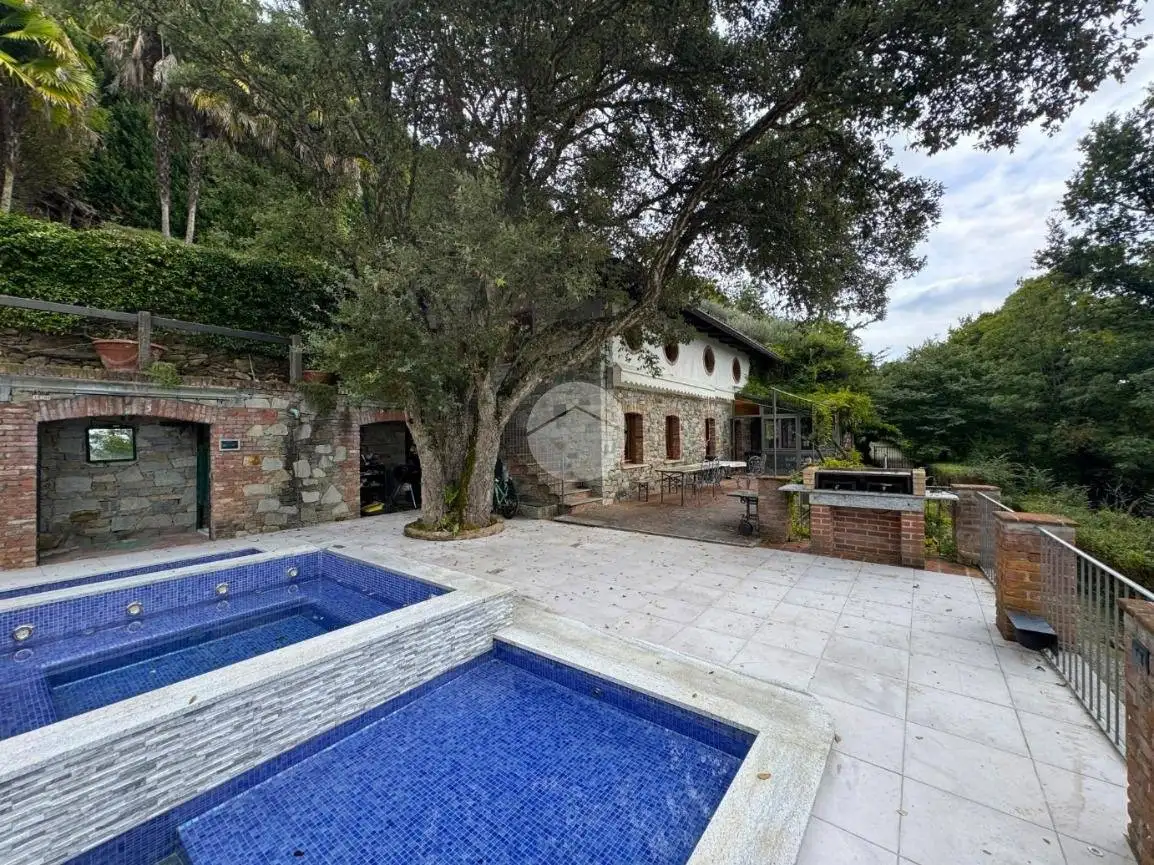 Villa in vendita a Bollengo