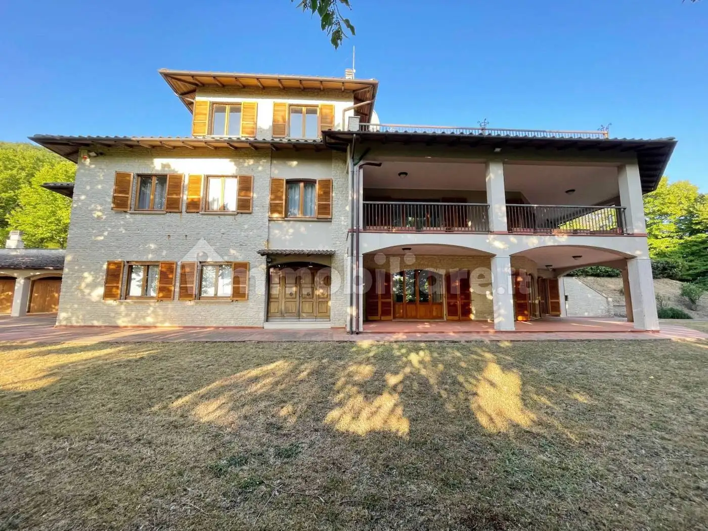 Villa in vendita a Fossato di Vico