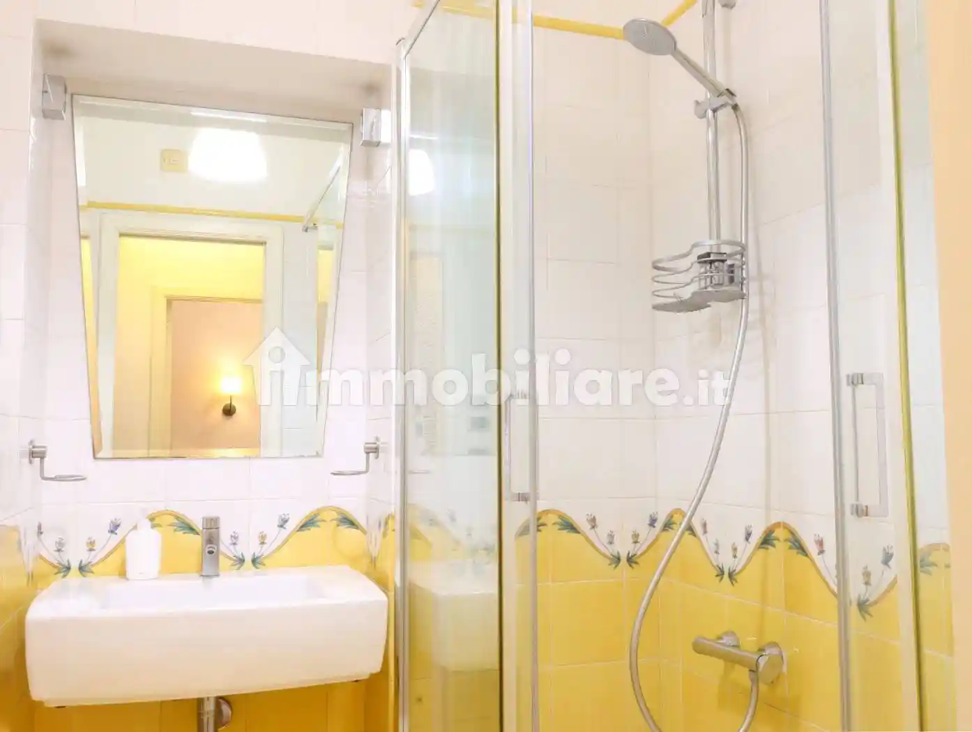 Trilocale via dei Mercanti 150, Centro Storico - Teatro Verdi, Salerno - foto 4