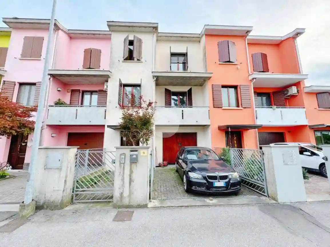 Villetta a schiera - foto 2