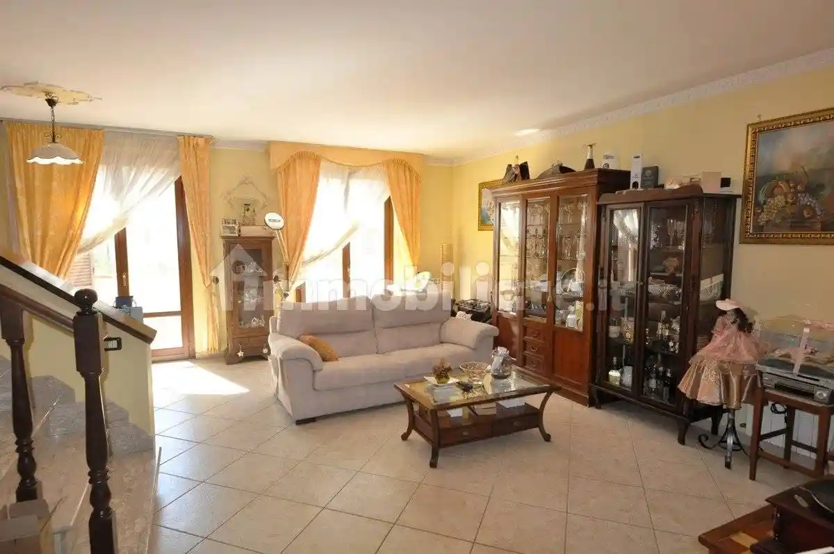 Casa indipendente in vendita a Terranuova Bracciolini