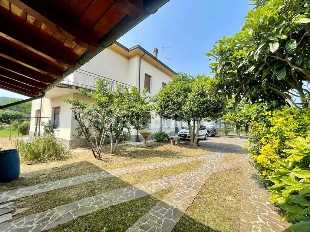 Villa bifamiliare via Antonio Gramsci 88, Villadosia, Casale Litta - foto 4