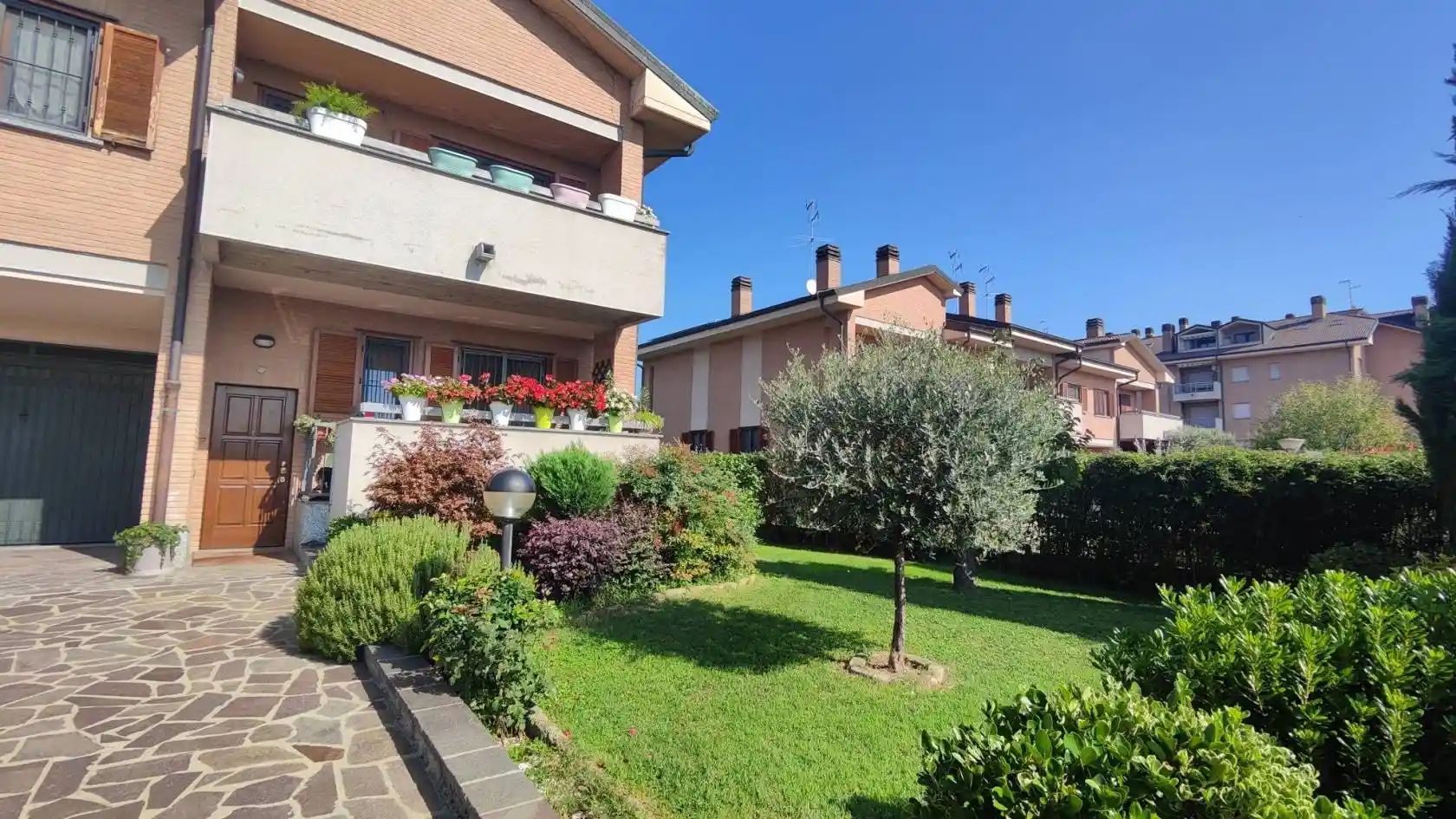 Villetta a schiera - foto 2