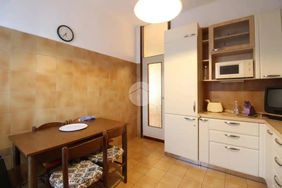 Trilocale via G. Casati 17, Centro, Magenta - foto 2