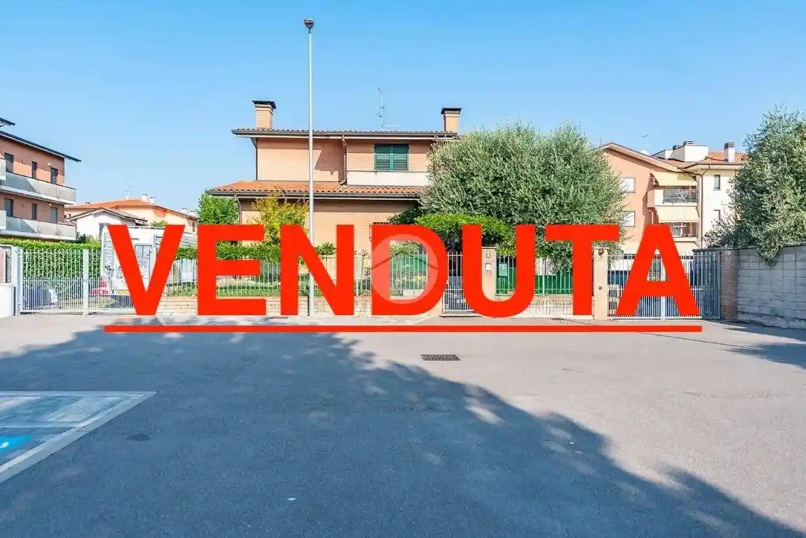 Villa in vendita a Uboldo