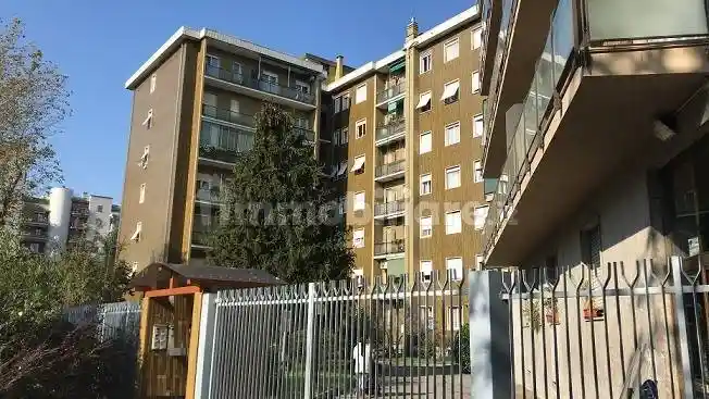 Quadrilocale via Pellegrino Rossi 19, Dergano, Milano - foto 3