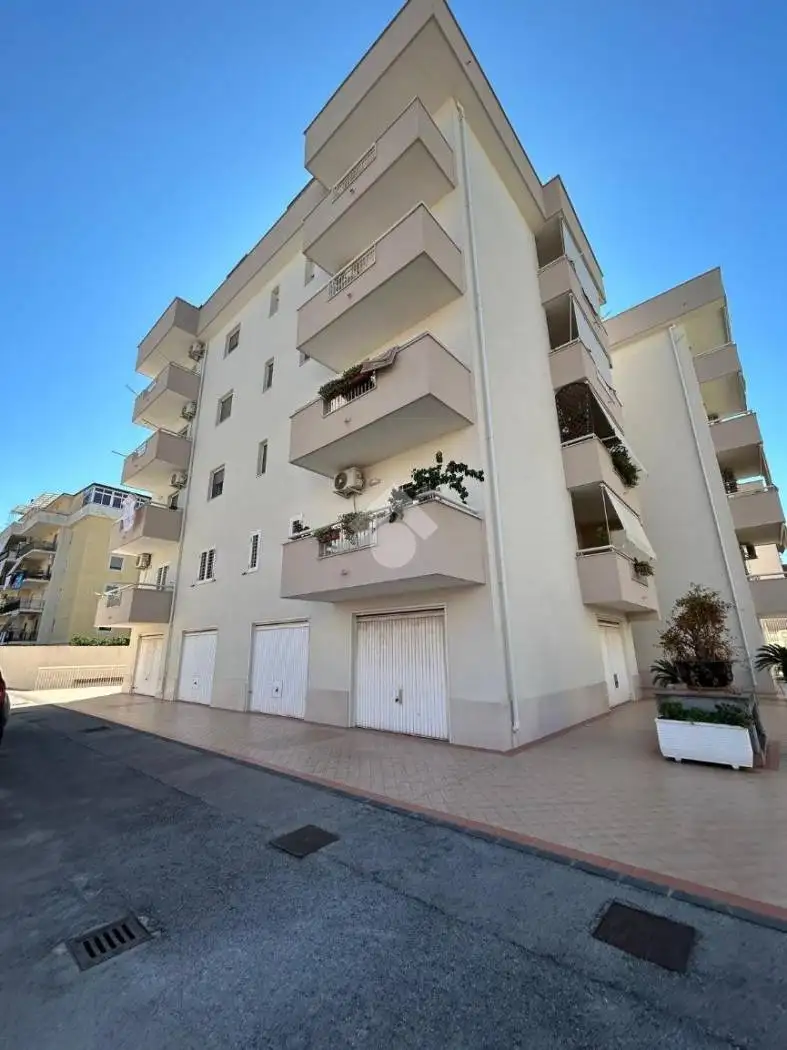 Appartamento in vendita a Cesa