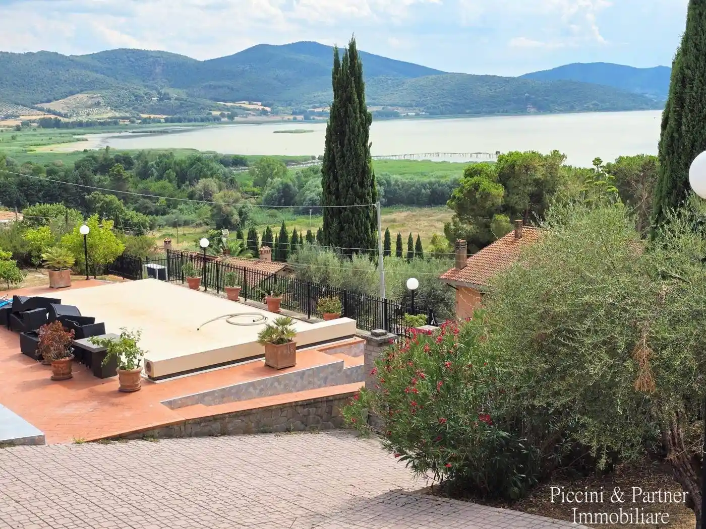 Villa in vendita a Magione