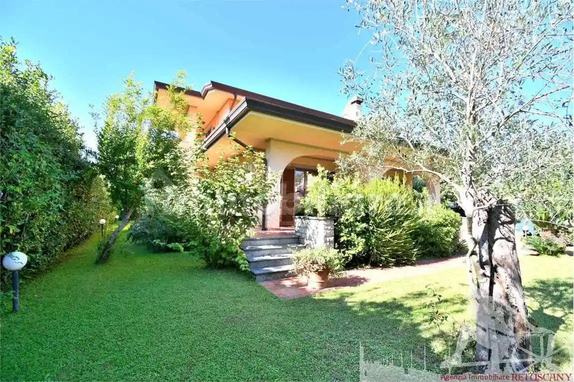 Villa in affitto a Forte dei Marmi